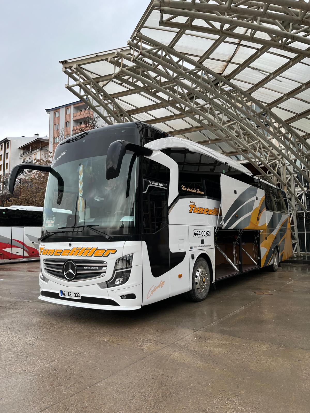 GÜNDÜZLER beyaz otobüs